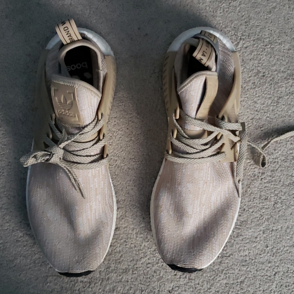 NMD XR1 Linen